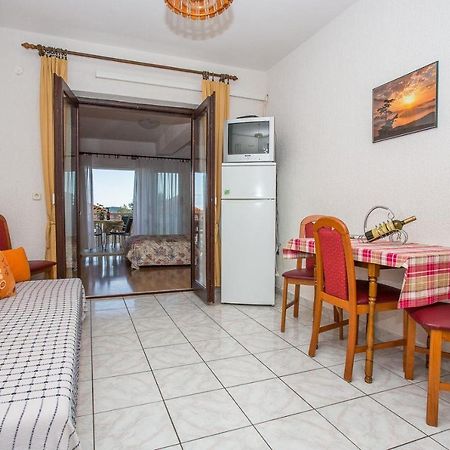 Apartments Mira On The Peljesac Peninsula Оребич Экстерьер фото